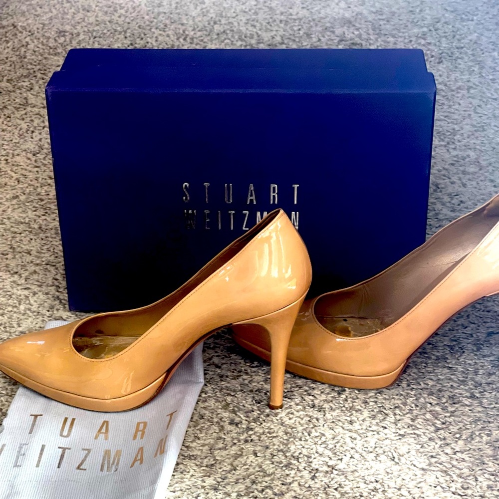 Patent camel color pumps.
